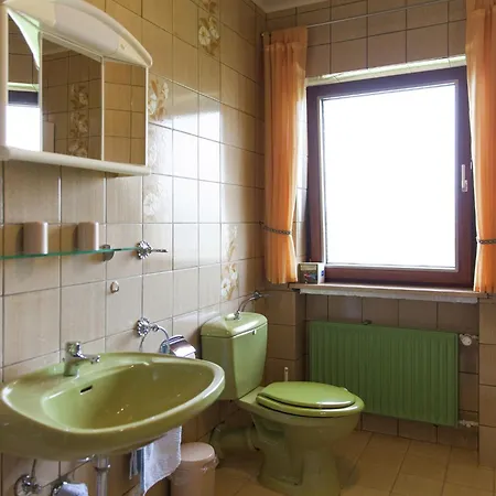 Cozy Bungalow In Near Hiking Trails * Morbach